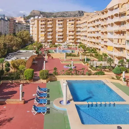 아파트 Centrico Con Piscina - Apolovii